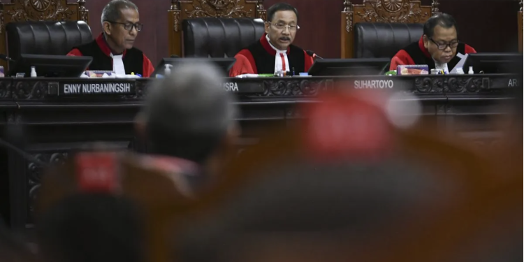 MK Menolak Lima Perkara Uji Formal Undang-Undang Tentara Nasional Indonesia